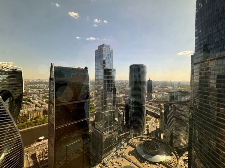 1-к. квартира, 82 м², 47/75 эт.