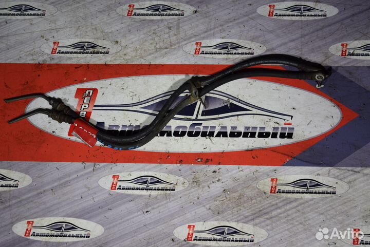 Тормозной шланг перед c Toyota ist NCP61 1NZ-FE