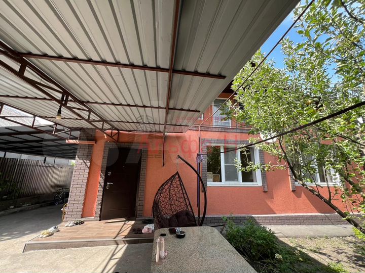 Дом 110 м² на участке 6 сот.