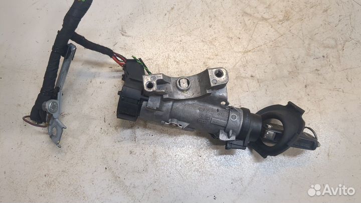 Замок зажигания Skoda Fabia, 2014