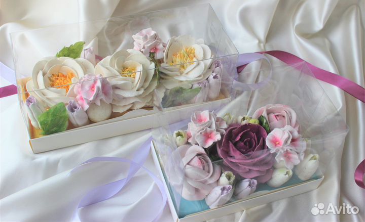 Коробочка - аквариум с зефирными пионами