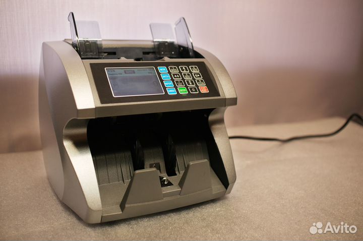 Счетчик банкнот с проверкой DS 500
