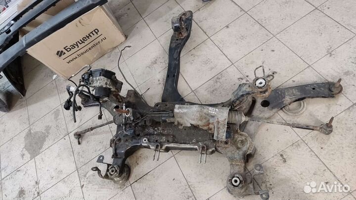 Рулевая рейка,траверса Крайслер grand voyager 5