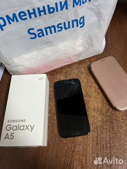Samsung Galaxy A5 (2017) SM-A520F/DS, 3/32 ГБ