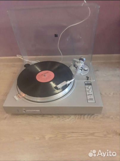 Радиоприемники, магнитола, проигрыватель, колонки