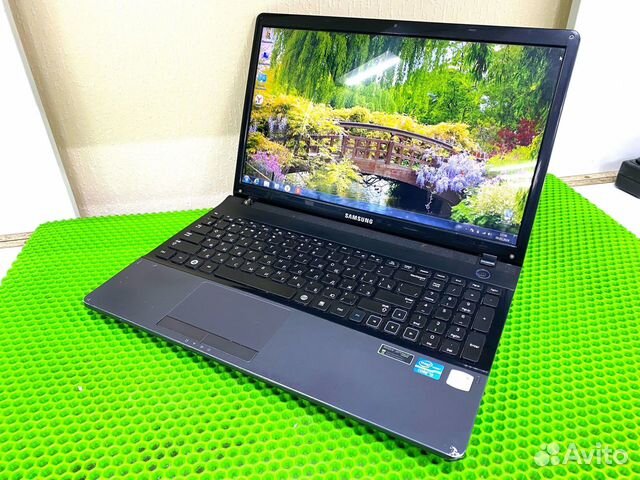 Ноутбук Samsung для игр Core i5/GeForce GT 620M