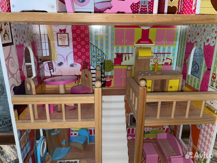 Домик кукольный