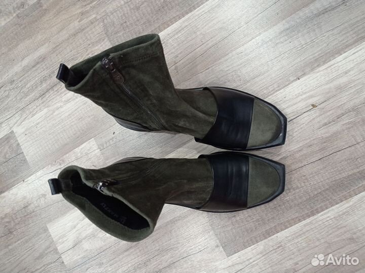 Полусапожки женские 39 размер
