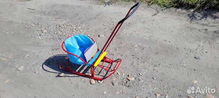 Санки на колёсиках