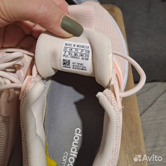 Кроссовки женские adidas 38 размер