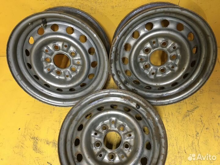 4 шт. Диски 14 5х114,3 DIA 67,1