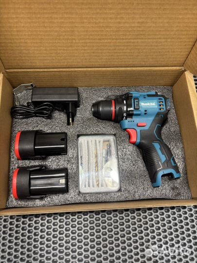 Шуруповерт makita 18v