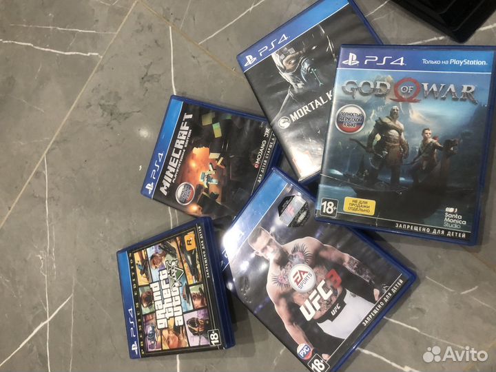 Игровая приставка ps4 с играми