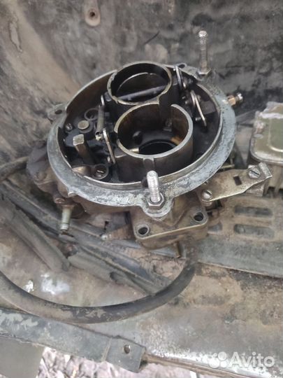 Карбюратор к151