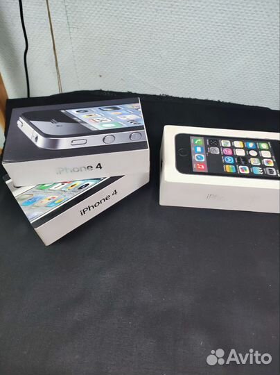 Пустые коробки iPhone 5s / iPhone 4