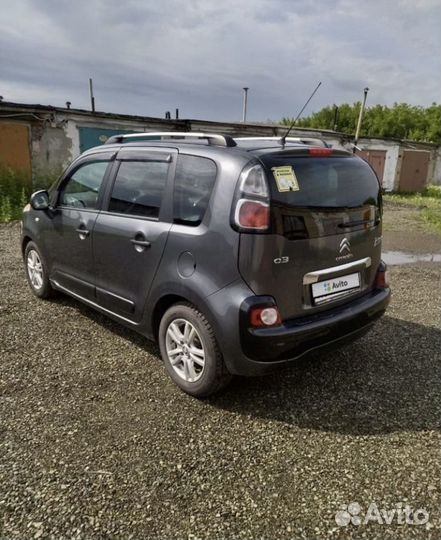 В разборе Citroene C3 picasso 2014 года