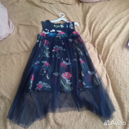 Платье на девочку 134-140