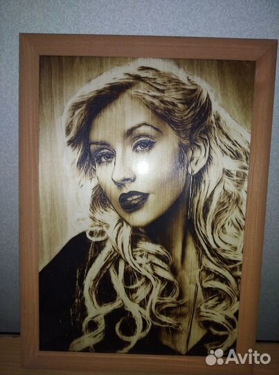 Картина. Подарок. Портрет выжженный на дереве