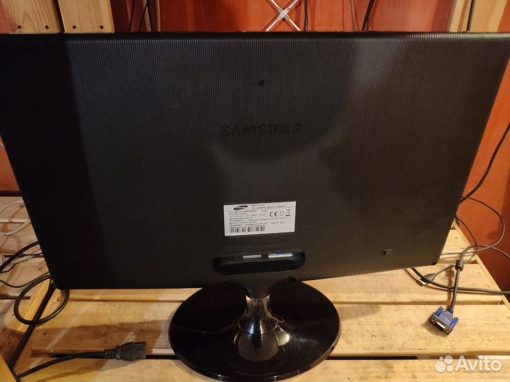 2 Монитора ЖК samsung S24B350H 24 дюйма/HDMi/2мс