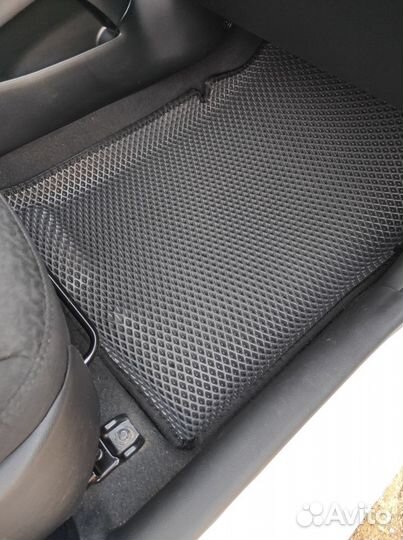 Коврики EVA на LADA Largus