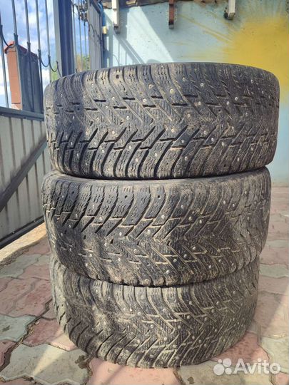 Nokian Tyres Hakkapeliitta 8 235/45 R18 98T