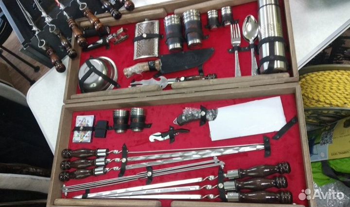 Набор шампуров со столом