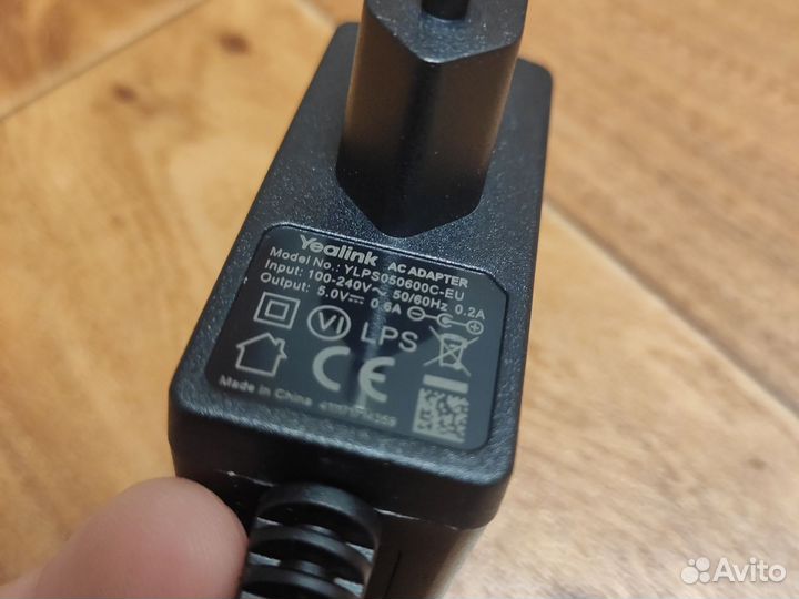 Блок питания 5В 0,6А новый 22шт