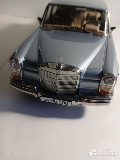 Коллекционные модели машин 1:18