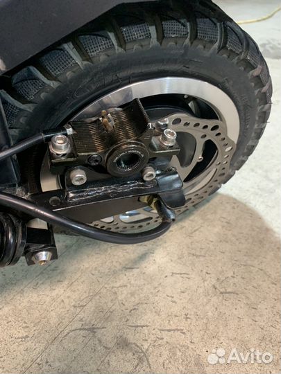 Самокат ultron T11 3200 кв/в полный привод