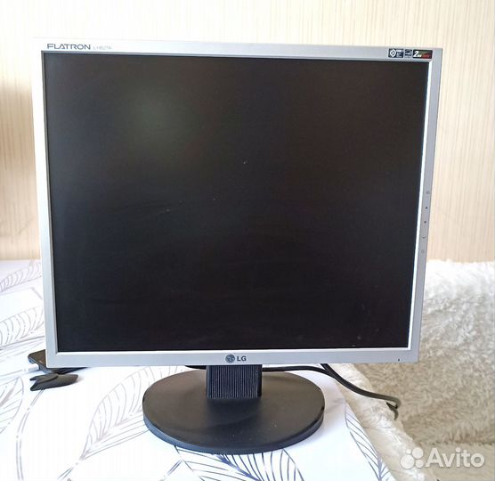Монитор LG flatron