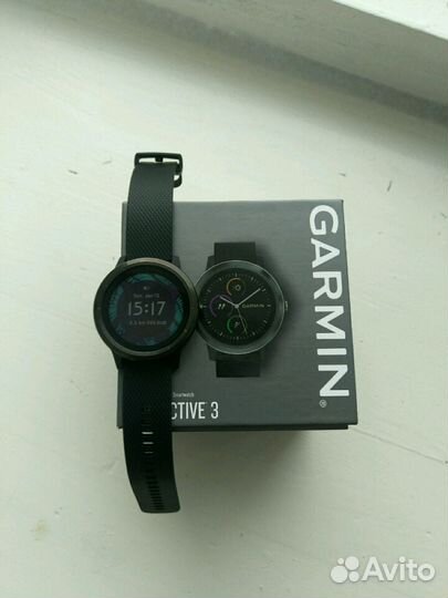 Часы Garmin Vivoactive 3