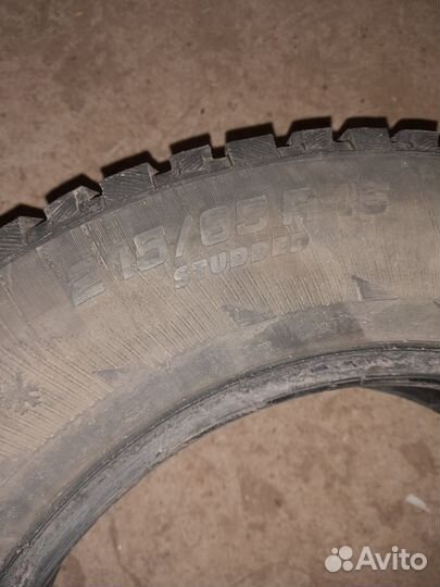 Michelin X-Ice North XIN3 215/65 R16