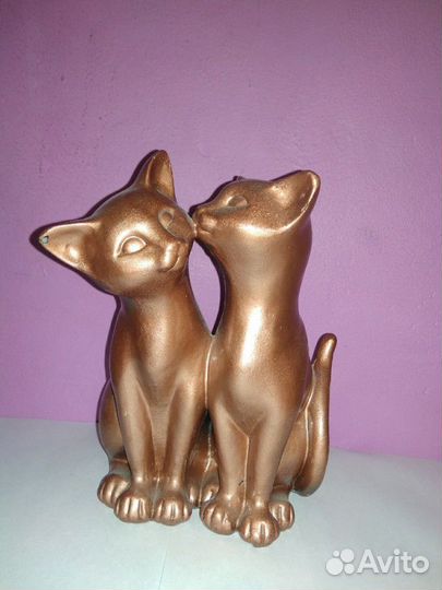 Статуэтка кота