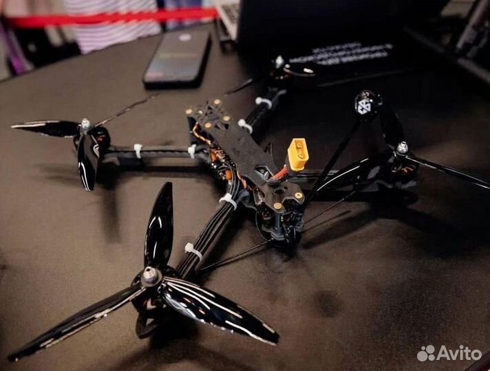 Дрон, беспилотник специального назначения