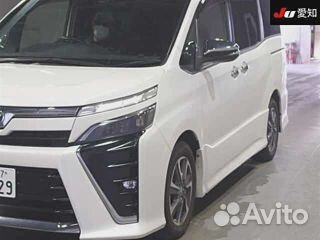 Toyota Voxy 2.0 CVT, 2020, 45 000 км