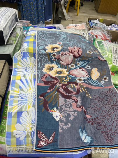 Махровые полотенца новые