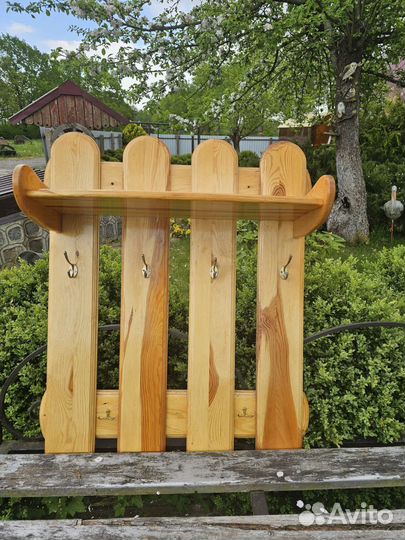 Вешалка в прихожую натуральное дерево