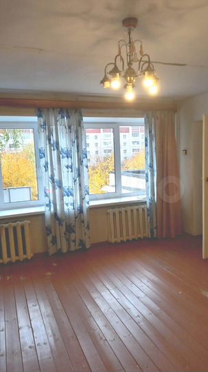 Комната 41,7 м² в 3-к., 2/9 эт.