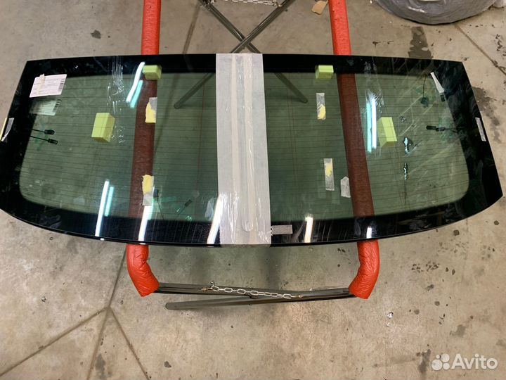 Стекло заднее с обогревом skoda kodiaq