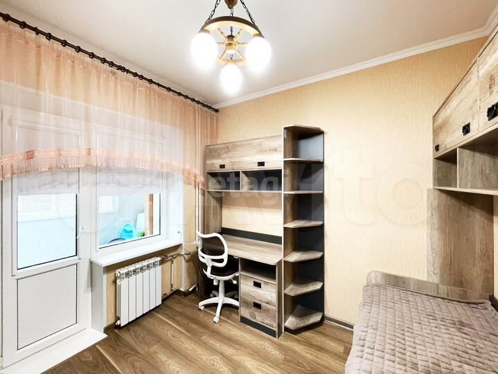 2-к. квартира, 59 м², 2/5 эт.