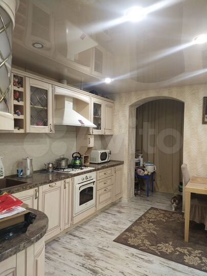 3-к. квартира, 99,1 м², 1/10 эт.