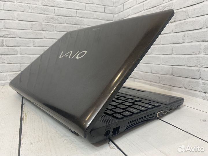 Быстрый ноутбук Sony i3/гарантия