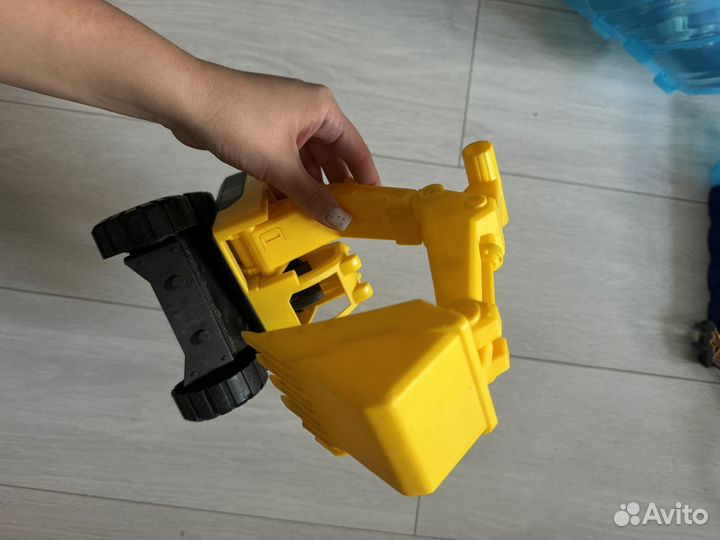 Экскаватор