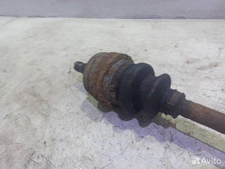 Привод задний Мерседес W124 E