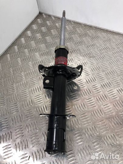 Амортизатор передний левый kayaba 333756