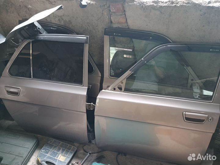 Двери на Волгу