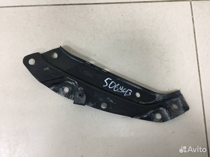 Кронштейн фар правый Volkswagen Polo Sed RUS 2011