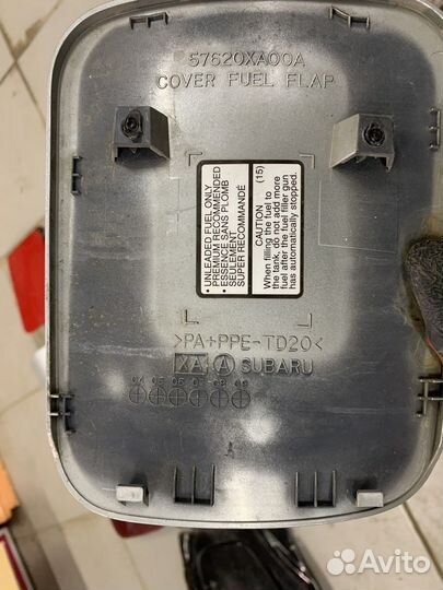 Лючок бензобака Subaru Tribeca B9