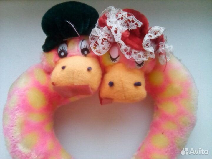 Мягкая игрушка две змейки,можно повесить в авто