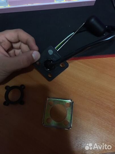 Датчик уровня топлива